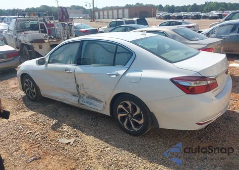 2016 Honda Accord Ex-L V-6 z USA, uszkodzony, nr VIN 1HGCR3F87GA027607